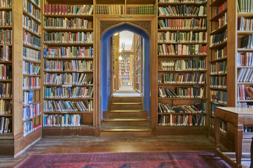 library-everard-room-archway