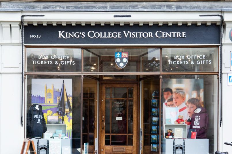 King's College visitor centre shop front