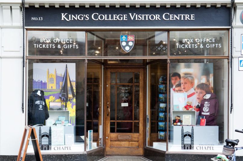 King's College visitor centre shop front