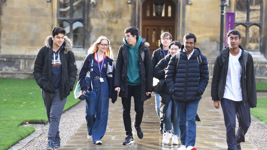 Group of students walking on the Front Court