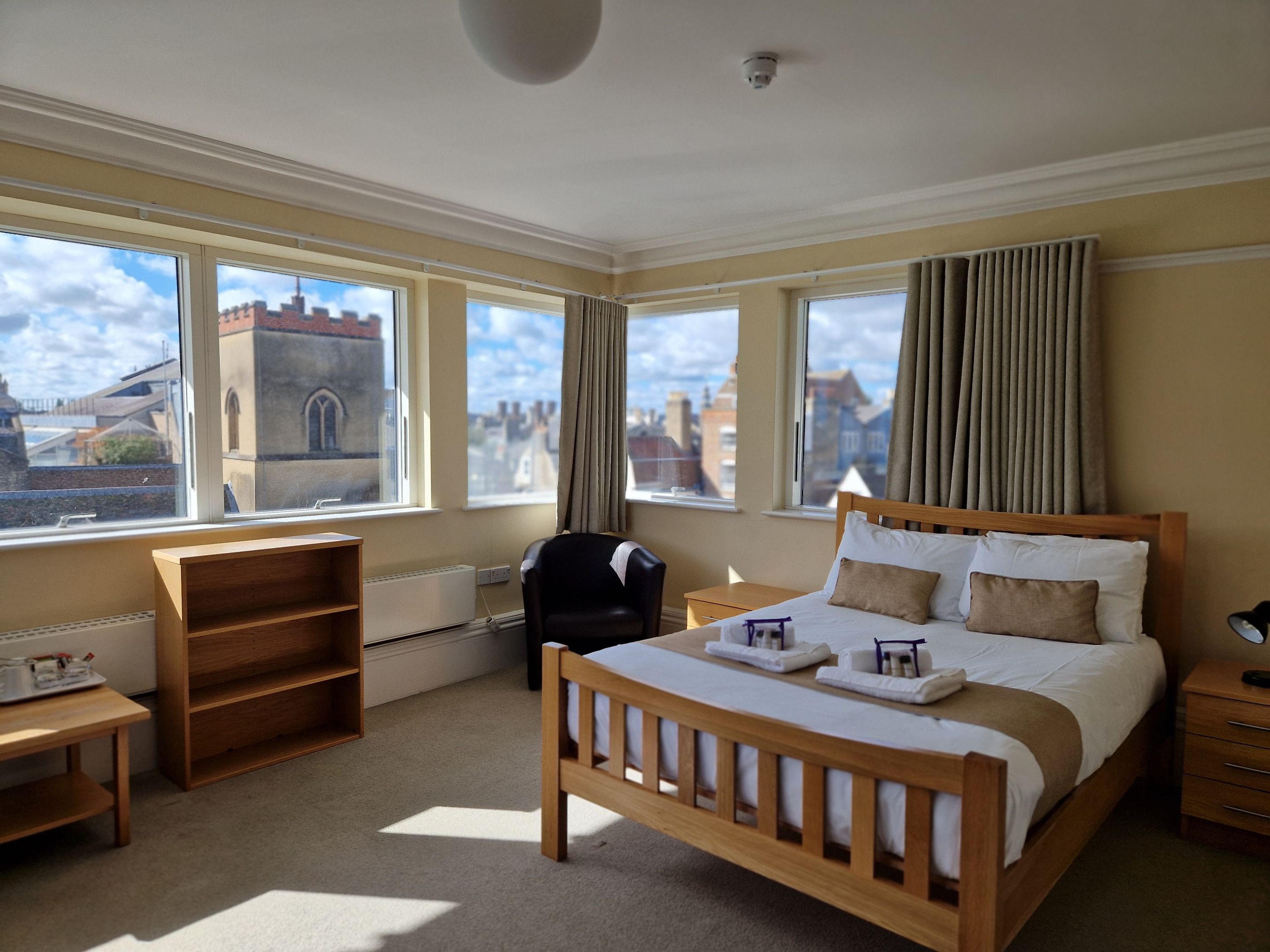 bedroom with view of Cambridge city centre